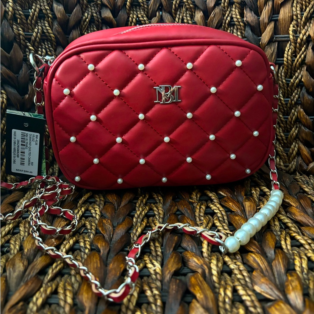 NWT!!! Badgley Mischka: Pearl Quilted Purse